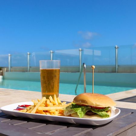 Residence Inn By Marriott Cancun Hotel Zone エクステリア 写真