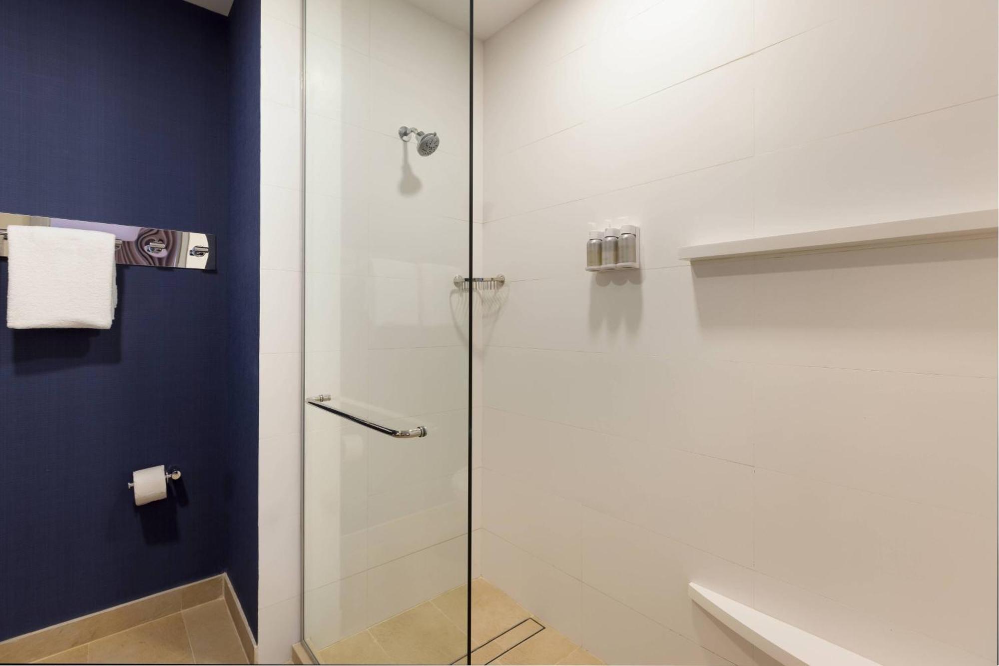 Residence Inn By Marriott Cancun Hotel Zone エクステリア 写真