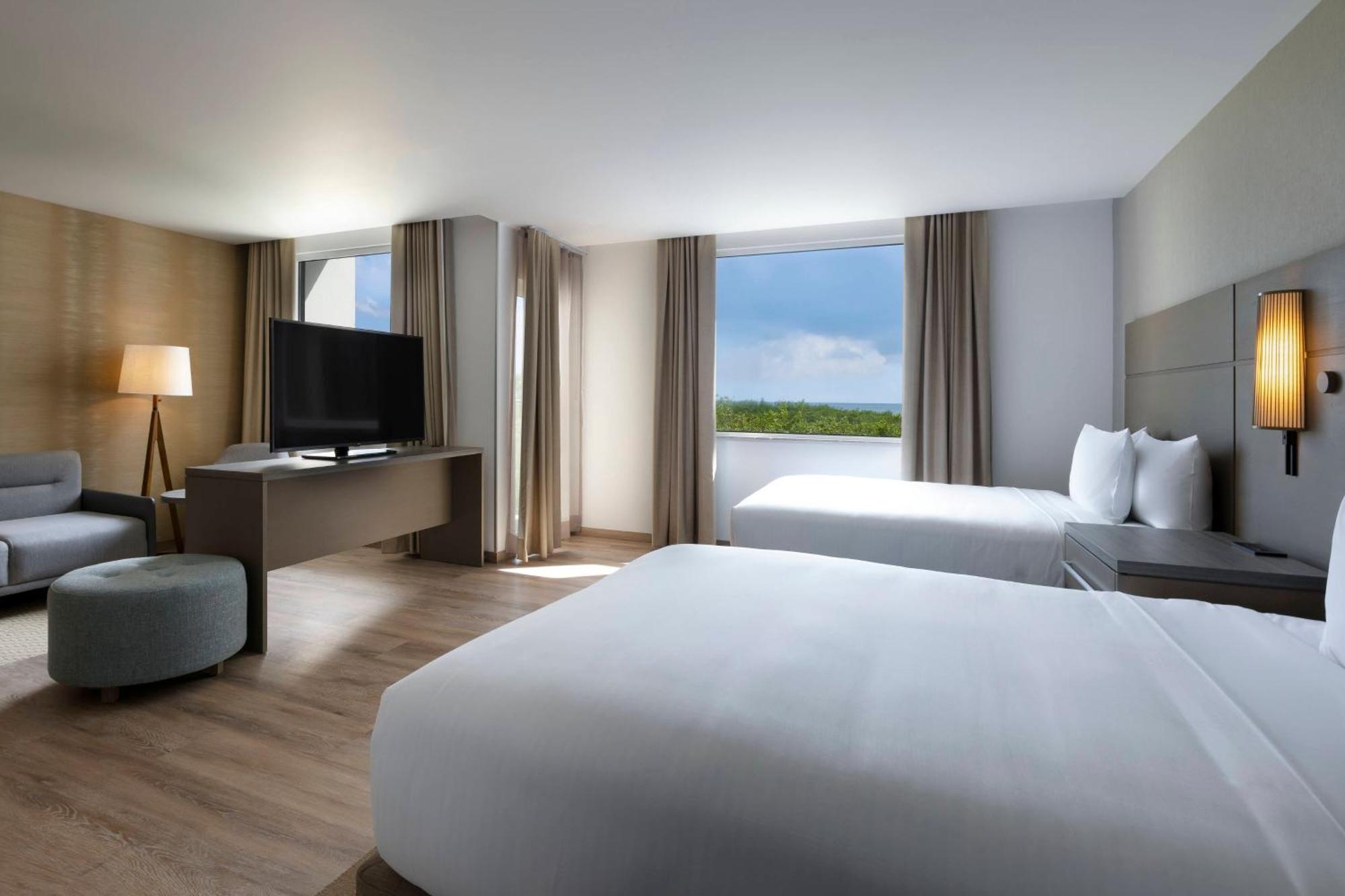 Residence Inn By Marriott Cancun Hotel Zone エクステリア 写真