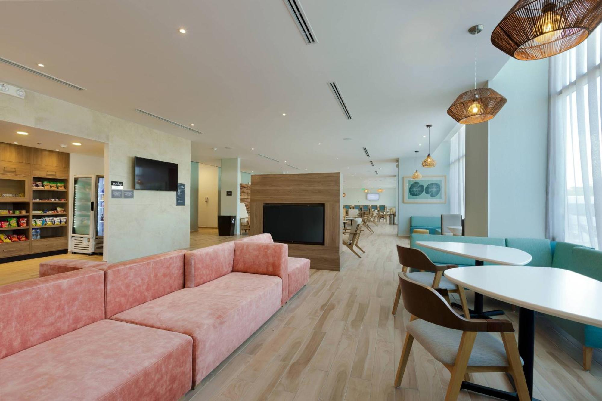 Residence Inn By Marriott Cancun Hotel Zone エクステリア 写真