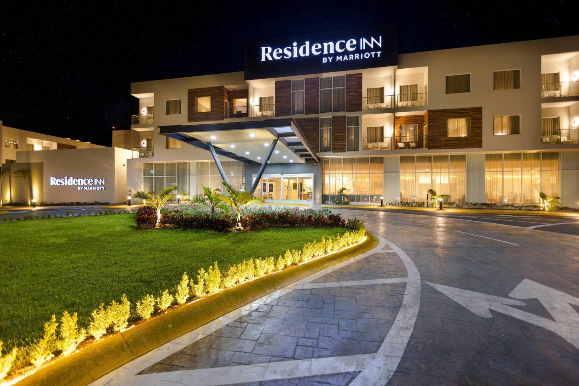 Residence Inn By Marriott Cancun Hotel Zone エクステリア 写真